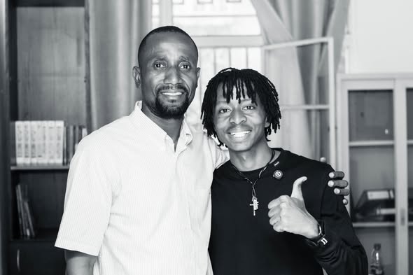 Elisha ABUMBA: Du club de paix au Festival international!